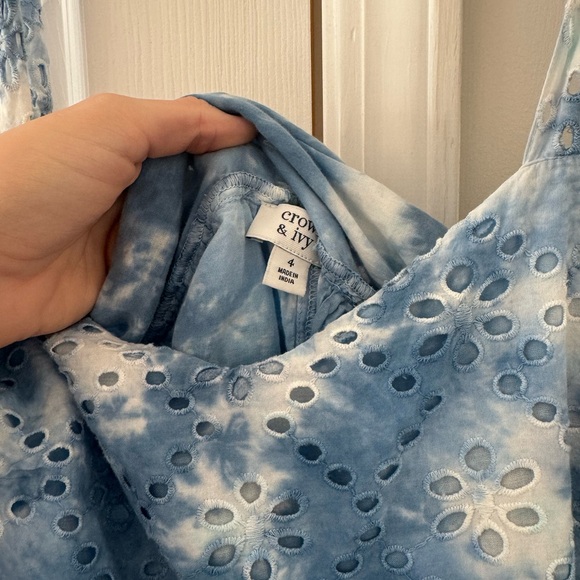 Crown & Ivy Dress - Picture 2 of 2